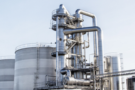 Kompresory a stlačený vzduch pro Ropný, plynárenský a chemický průmysl